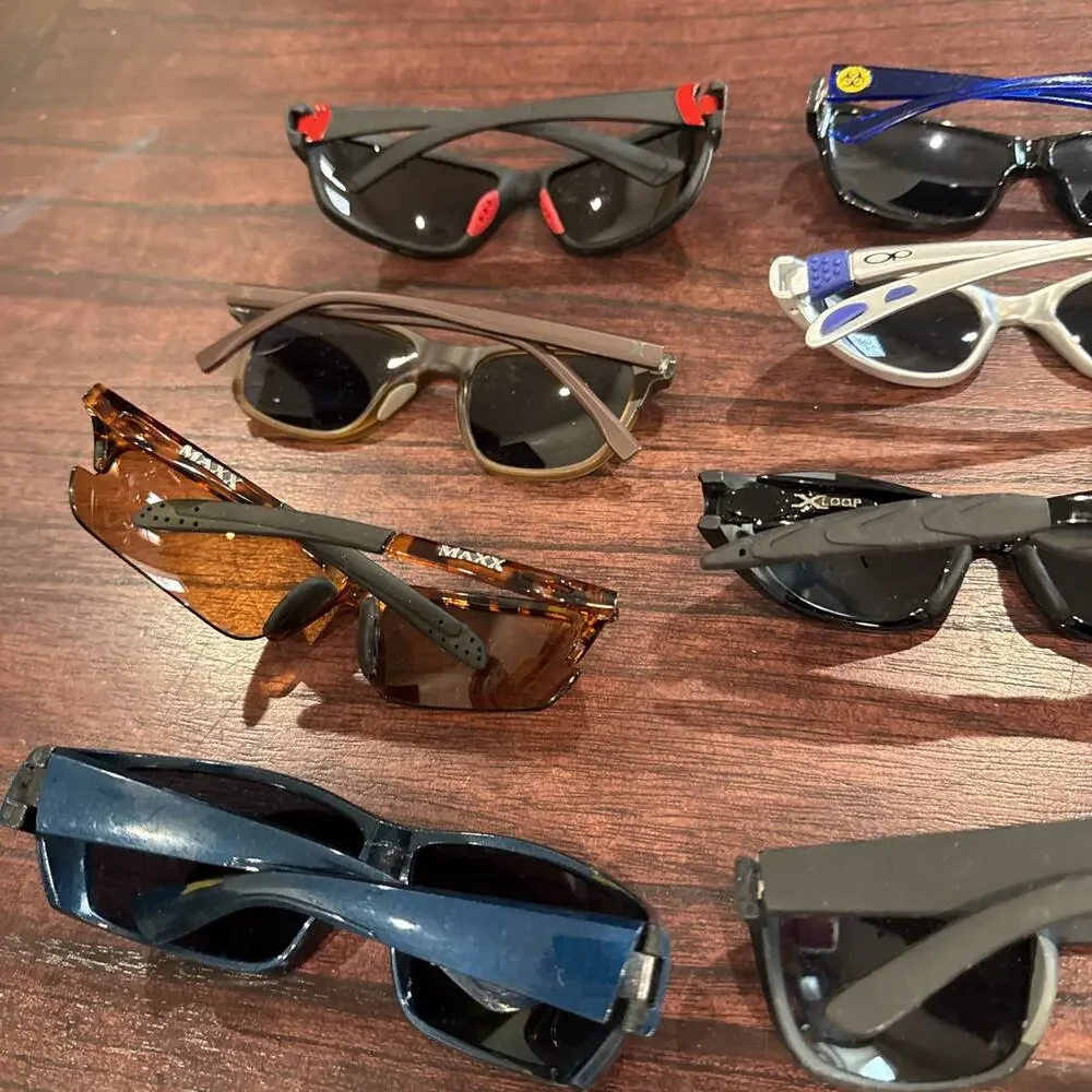 Lot of 12 - Men’s Sunglasses Hurley Maxx Xloop Prive Revaux Unbranded E34